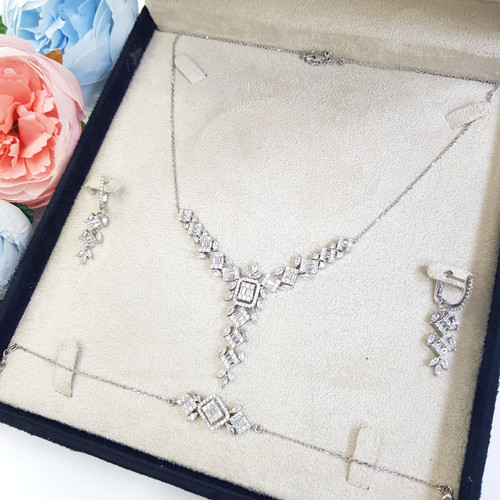 سرویس زنجیری نقره زنانه مجلسی با عیار استاندارد نقره ۹۲۵ با آبکاری رادیوم(طلا سفید)سازگار با پوست های حساس و بدون حساسیت